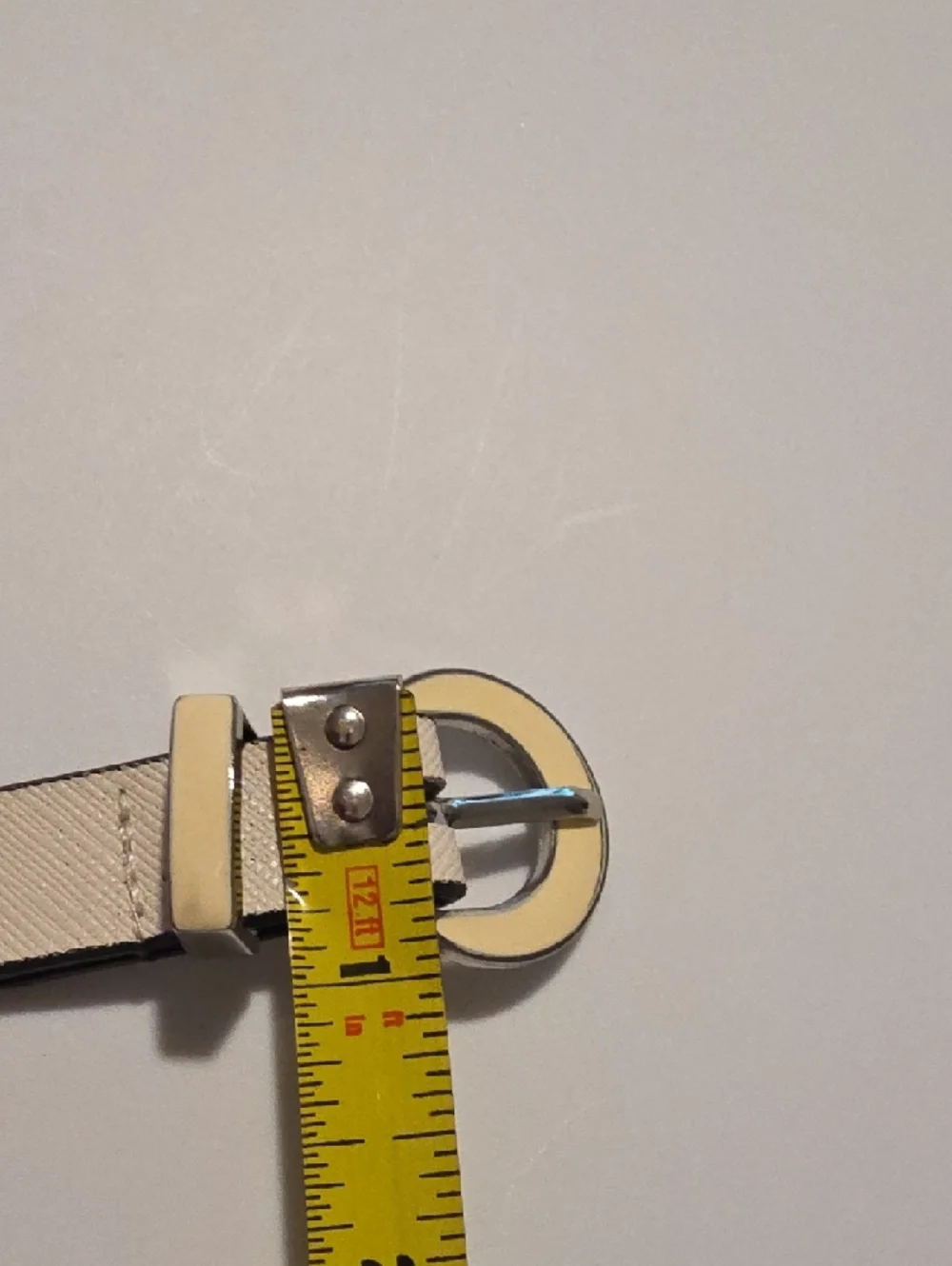 Kenneth Cole Reaction White Belt Cream Buckle